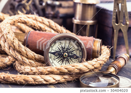 Retro compass and marine accessories Retro compass and marine accessories 30404020