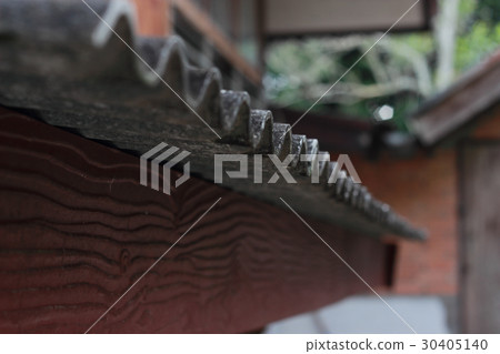 Beautiful old  roof 30405140