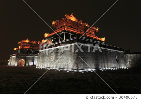 The sunrise at the royal palace in the Nguyen dynasty The sunrise at the royal palace in the Nguyen dynasty 30406573
