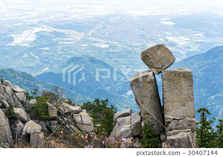 Otomachi-dake Jizo Rock和Yokkaichi Town 30407144