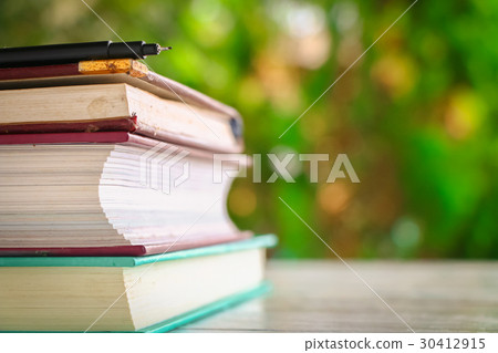 pen and books pen and books 30412915