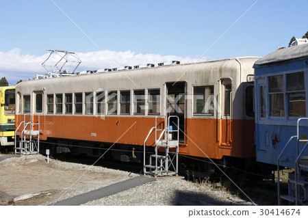 Preserved car at Poppo hill (Hokuriku Railway) Preserved car at Poppo hill (Hokuriku Railway) 30414674