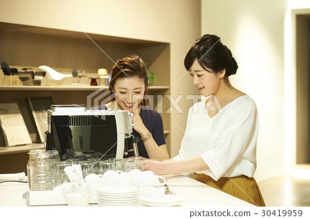 coffee break  30419959