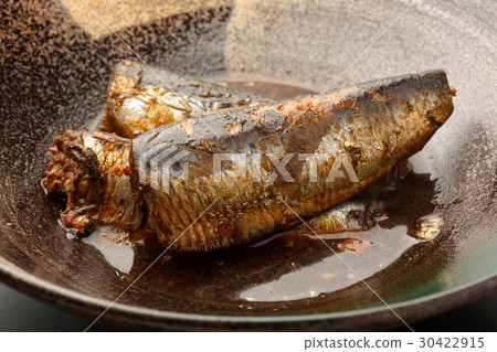 煮沙丁魚 30422915