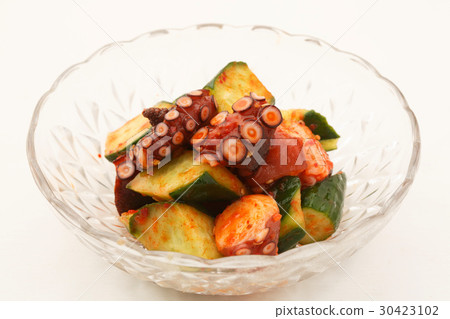 Octopus and cucumber with kimuchi 30423102