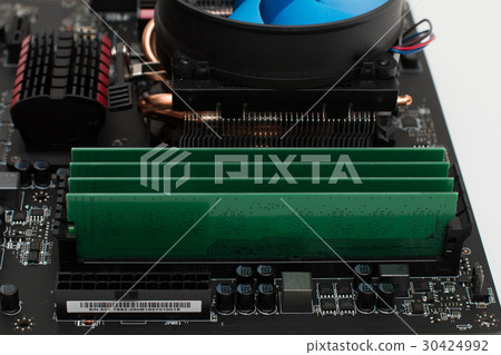Installed RAM on the motherboard Installed RAM on the motherboard 30424992