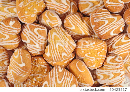 Cookies in heart shape 30425317