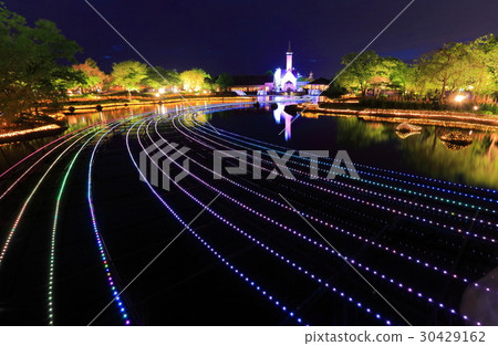 Illumination of the villa's village 30429162