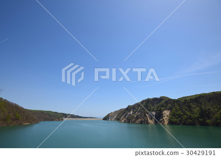 從Oshu湖Ishibuki廣場的看法在春天 30429191