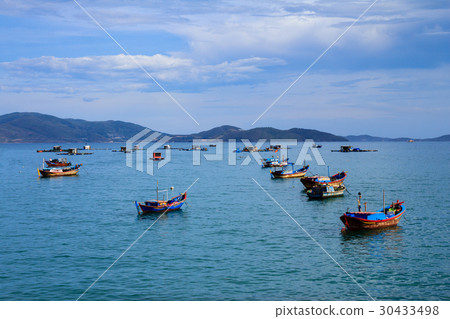 A dock in Nha Trang beach, Vietnam 30433498