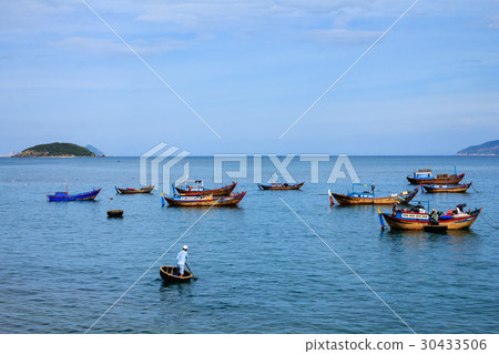 Prepare for fishing in Nha Trang beach, Vietnam 30433506