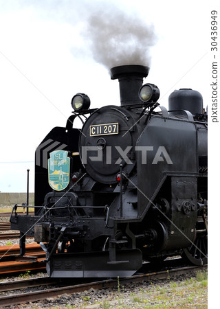 C11207 steam locomotive 30436949