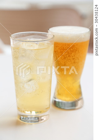 Delicious draft beer and highball 30438124