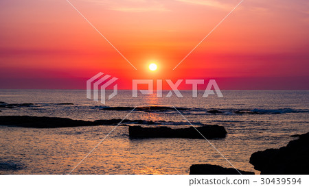 Sunrise of Oarai Iso Shrine Sunrise of Oarai Iso Shrine 30439594