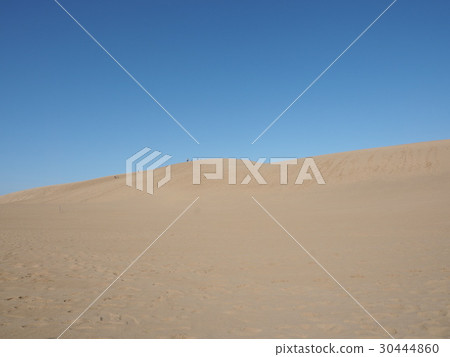 Tottori sand dunes Tottori sand dunes 30444860