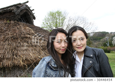 Two female pit type housing Two female pit type housing 30446454