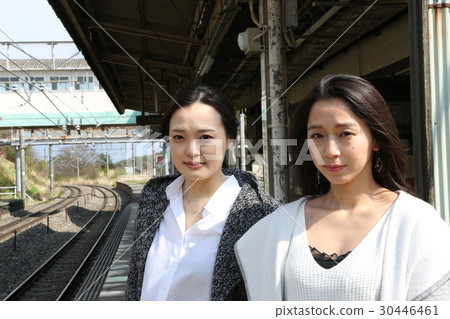 女性旅行 30446461