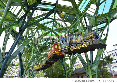 Installation art, buildings, streetscapes, trains, Jimmy Square Park 30448885