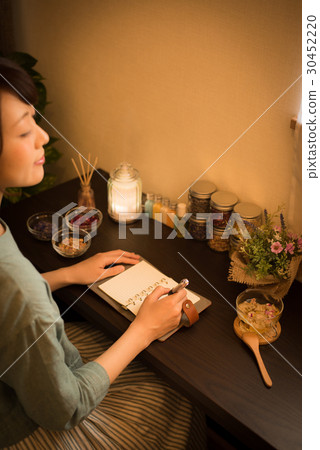 Aroma herb tea night woman 30452220