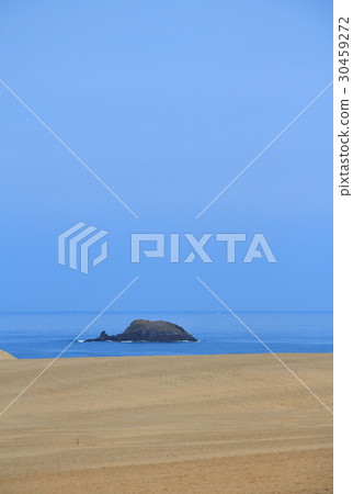 鳥取沙丘和海島和日本海 30459272