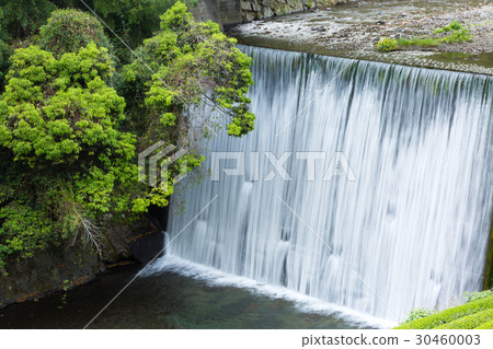 Dam weak waterfall Dam weak waterfall 30460003