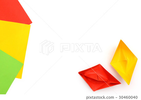 Yellow and red paper boats, origami, paper sheets, color paper sheets 30460040