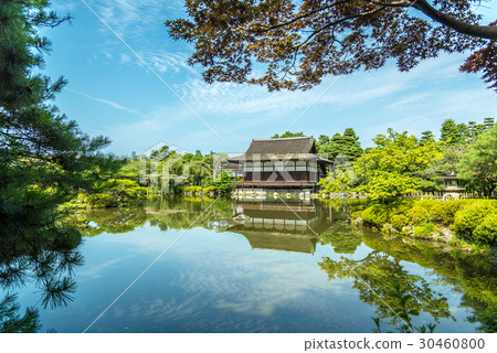Kyoto Heian Jingu Shrine early summer 30460800
