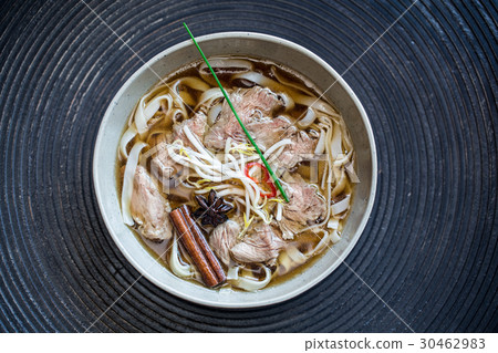 Pho bo noodle soup 30462983