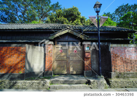 Four-story Japanese-style dormitory 30463398