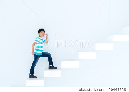 Elementary school student 30465238