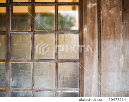 Old wooden window 30472214