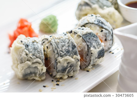 sushi set 30473605