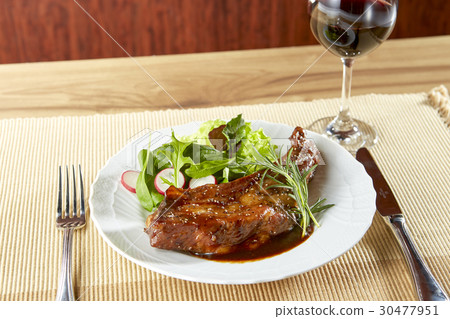 Spare rib roast (pork) 30477951