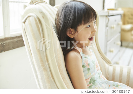 Girls Portrait 30480147