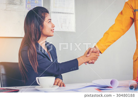 engineer discussing Construction project engineer discussing Construction project 30480188