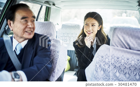 Taxi ride business woman 30481470