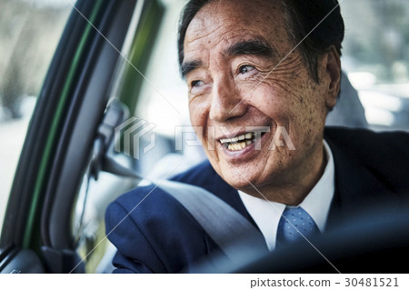 Taxi driver Senior male Taxi driver Senior male 30481521