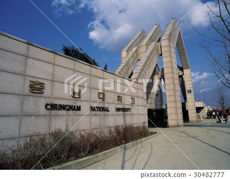 Chungnam National University, Yusung-gu, Daejeon 30482777