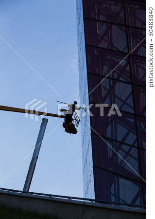 cleaning skyscrapers 30483840