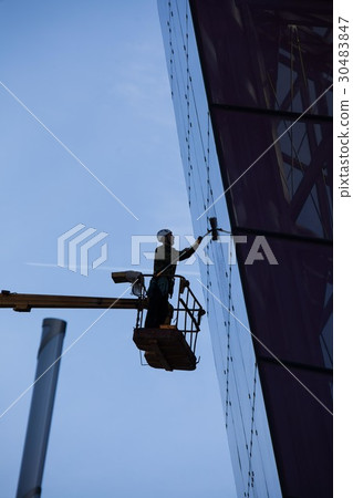 cleaning skyscrapers 30483847