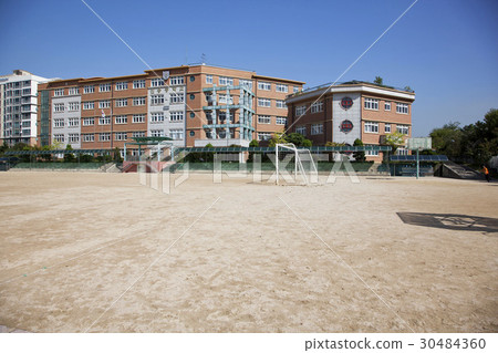 Shinsoon Middle School, Songdo, Yeonsu-gu, Incheon 30484360