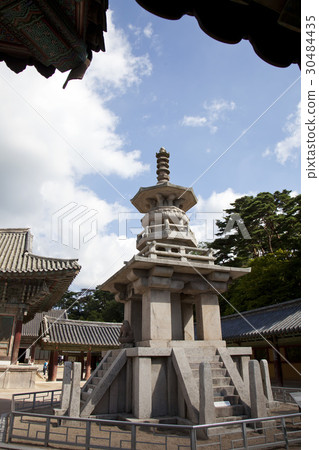 Dabotop (National Treasure No. 20), Bulguksa Temple (Historic Site No. 502), Tohamsan, Gyeongju, Gyeongbuk 30484435