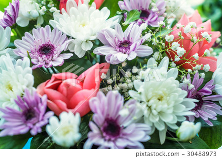 Beautiful flower bouquet Beautiful flower bouquet 30488973