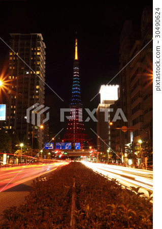 Light trace and Tokyo Tower Light trace and Tokyo Tower 30490624