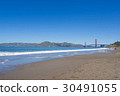 The beach where you can see the Golden Gate Bridge 30491055