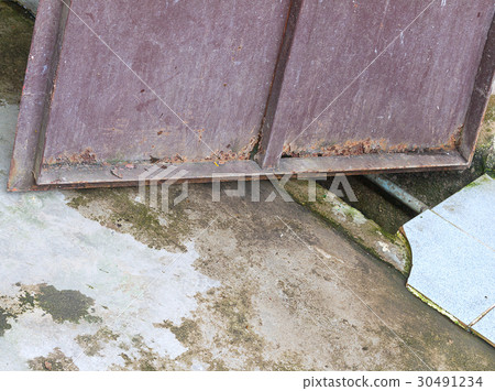 Old rusted doors sorrel Old rusted doors sorrel 30491234