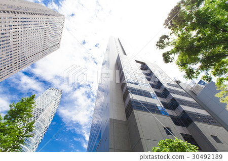 辦公區內的高層建築 辦公區內的高層建築 30492189