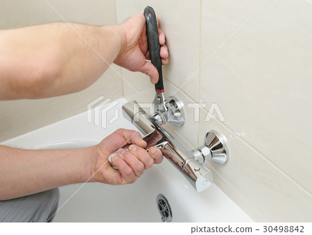 Installing faucet with thermostat. 30498842