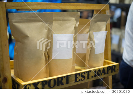 Brown craft paper bag packaging, Packaging  30501020