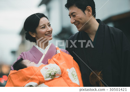 shrine visit, baby, infant 30501421